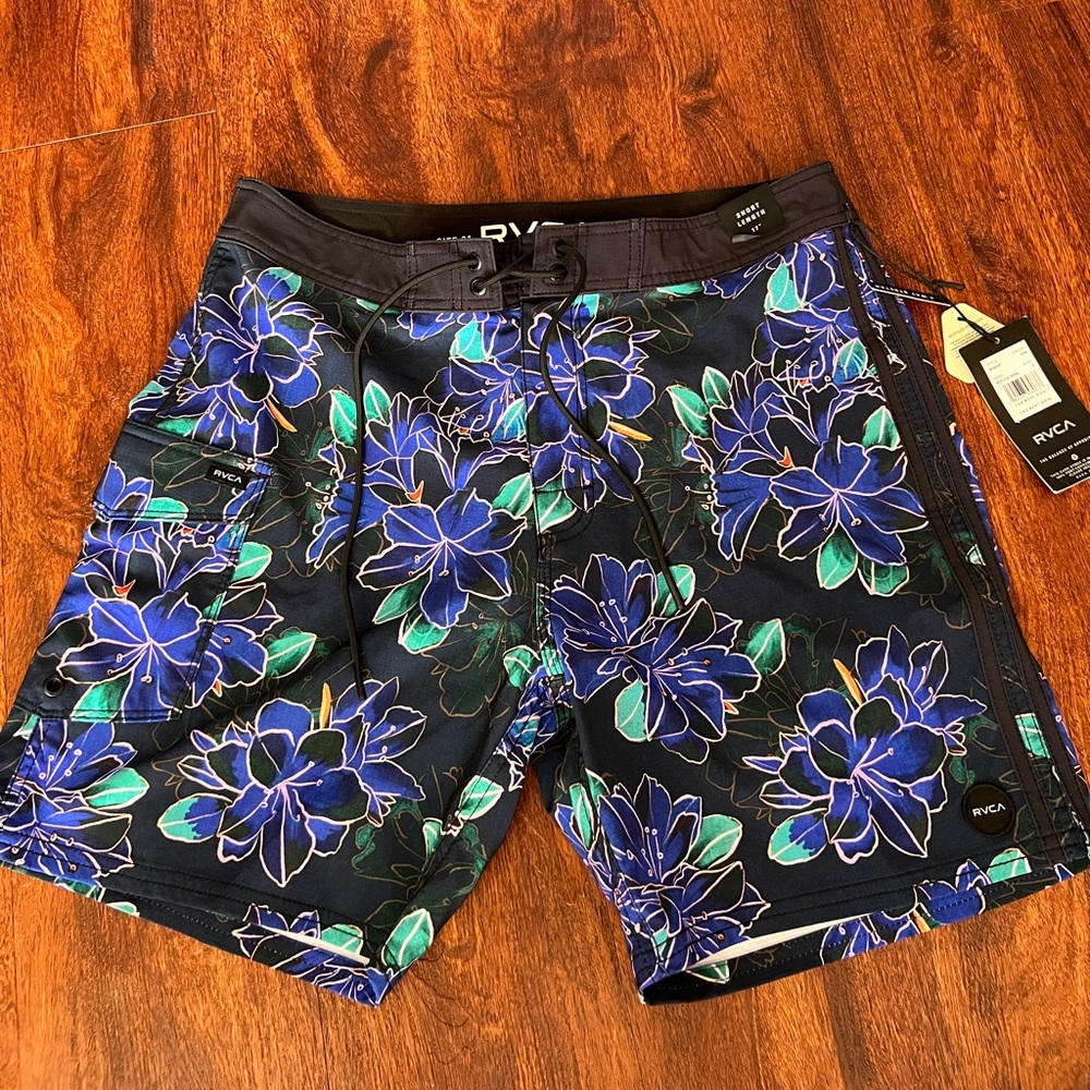 RVCA restless truck shorts